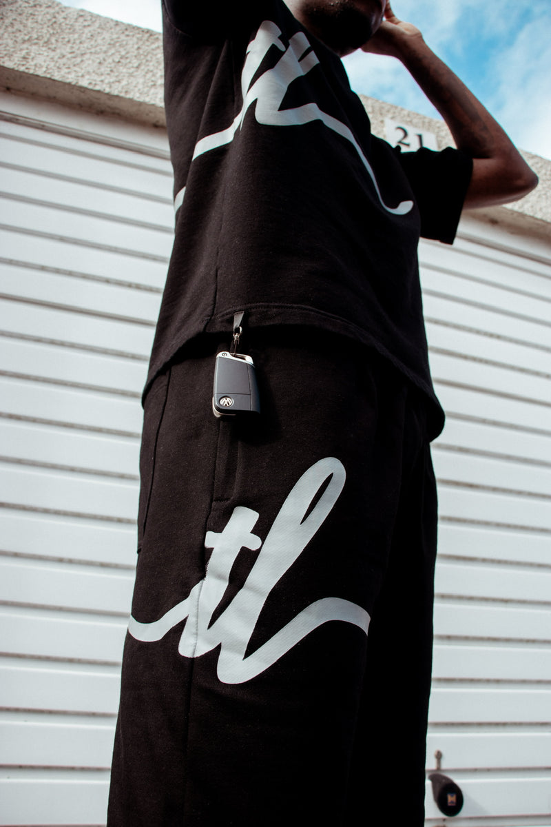 Heavyweight Signature Shorts | Black Charcoal